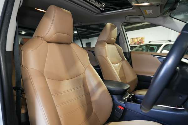 2020 Toyota RAV4 Cruiser AXAH52R