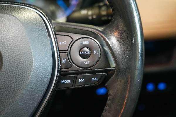 2020 Toyota RAV4 Cruiser AXAH52R