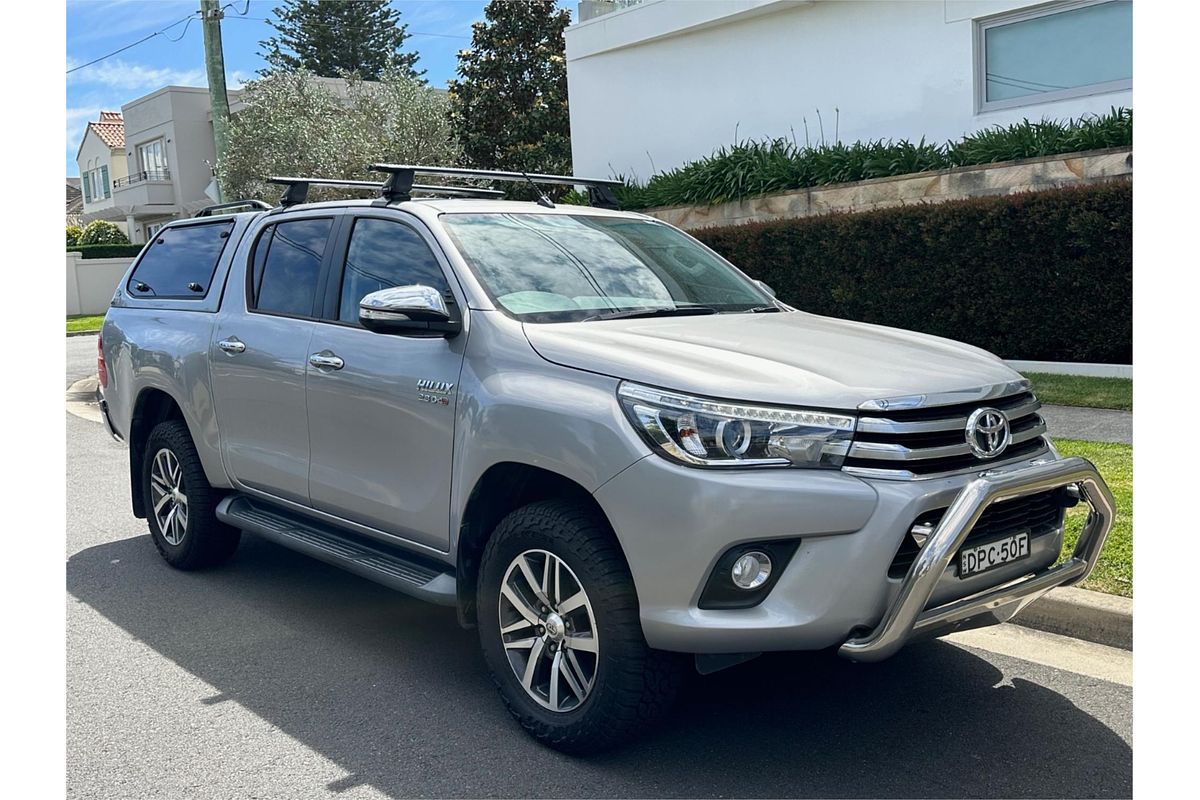 2016 Toyota Hilux SR5 GUN126R