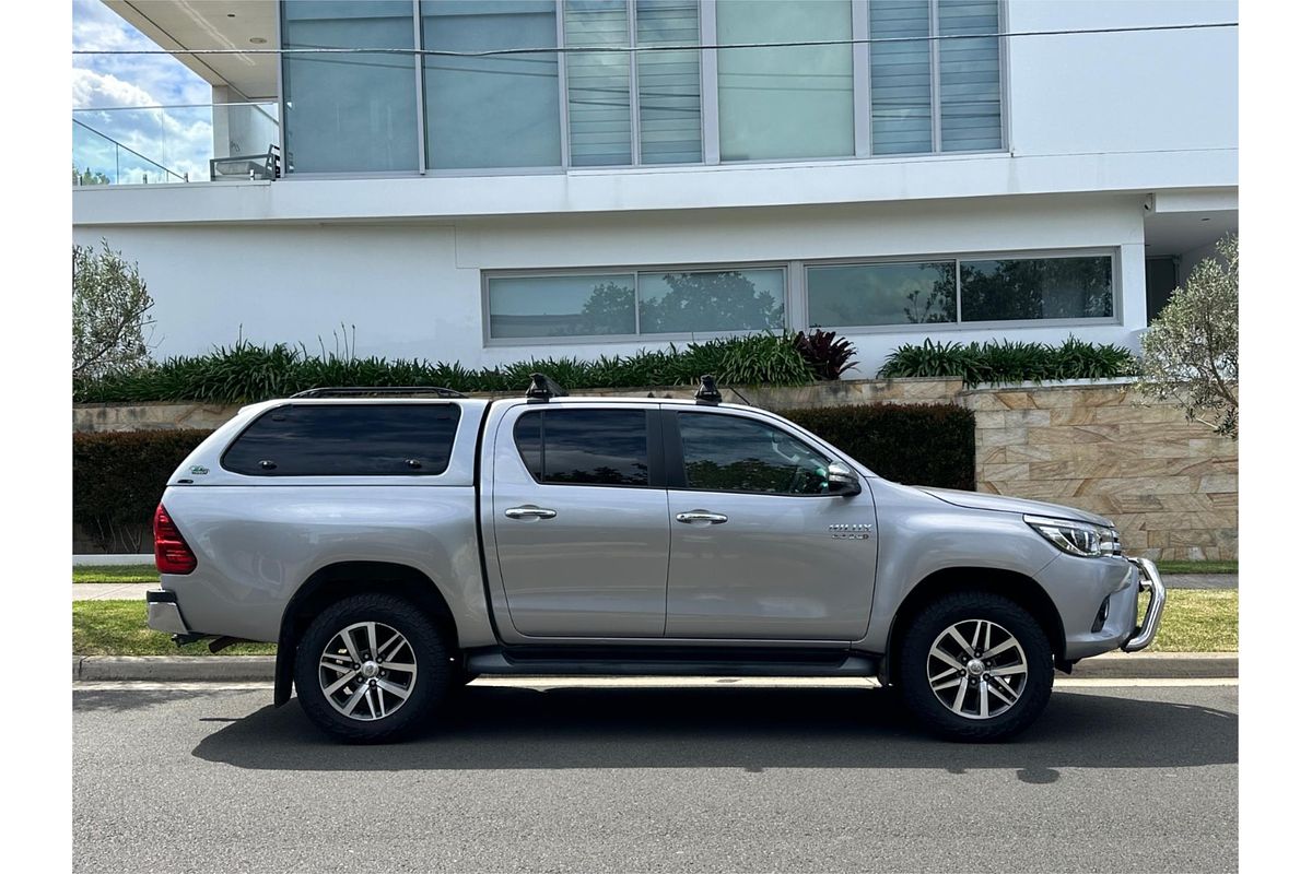 2016 Toyota Hilux SR5 GUN126R