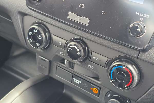 2025 Mazda BT-50 XT TF 4X4