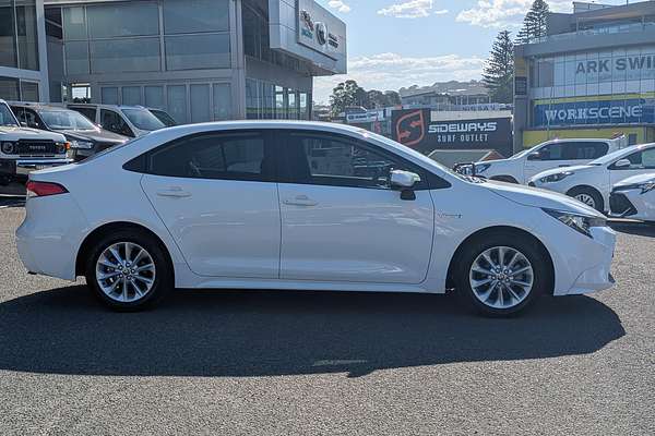 2022 Toyota Corolla Ascent Sport Hybrid ZWE211R