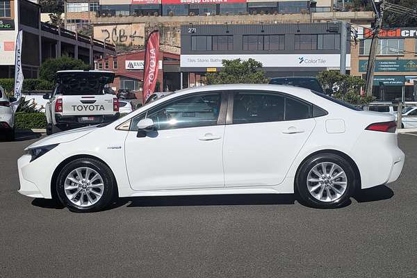 2022 Toyota Corolla Ascent Sport Hybrid ZWE211R