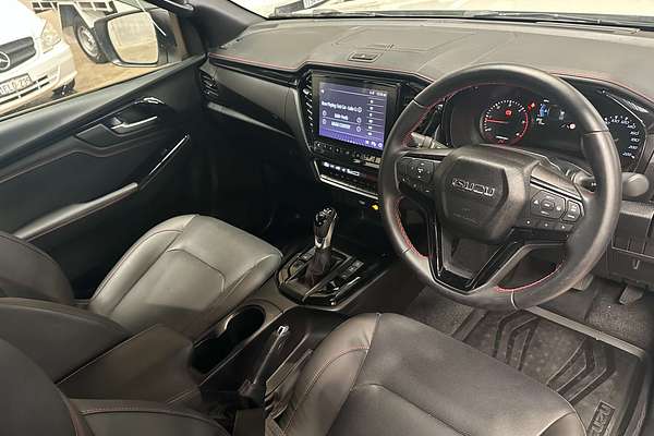 2022 Isuzu D-MAX X-TERRAIN 4X4