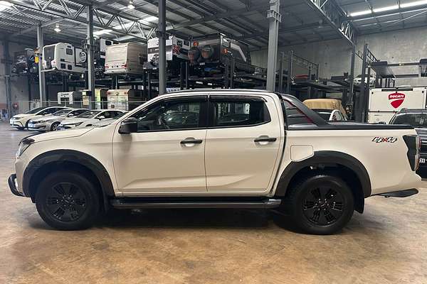 2022 Isuzu D-MAX X-TERRAIN 4X4