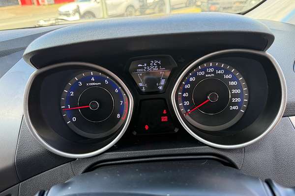 2012 Hyundai Elantra Active MD