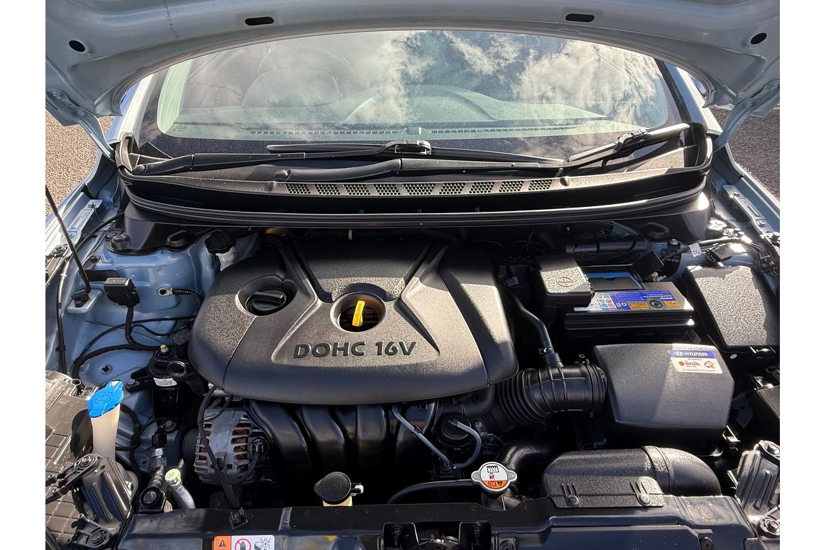 2012 Hyundai Elantra Active MD