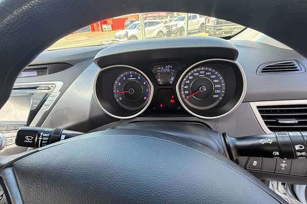 2012 Hyundai Elantra Active MD
