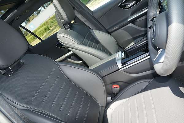 2025 Mercedes-Benz GLC-Class GLC300 X254