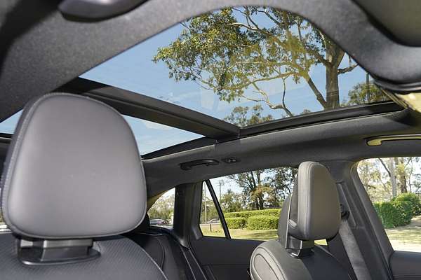 2025 Mercedes-Benz GLC-Class GLC300 X254