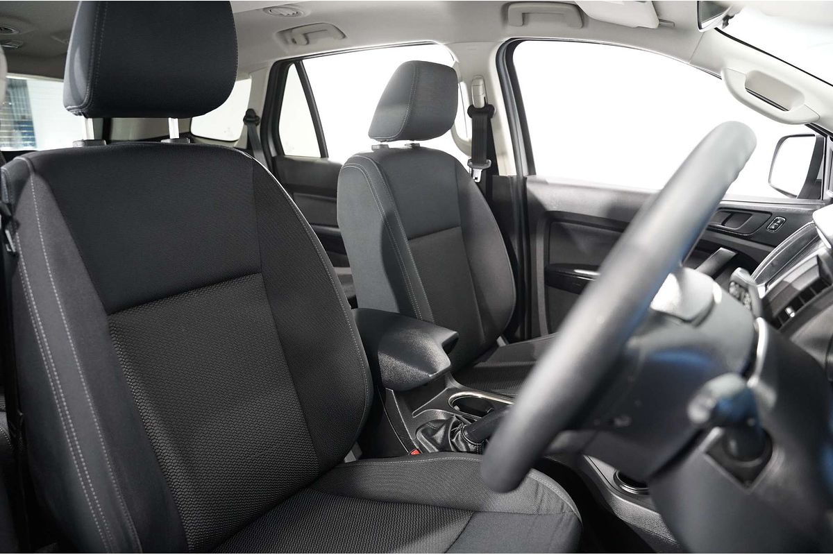 2021 Ford Everest Ambiente UA II 3.2L