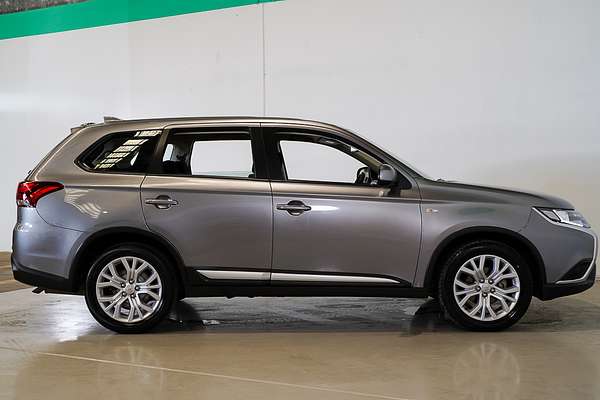 2021 Mitsubishi Outlander ES ZL