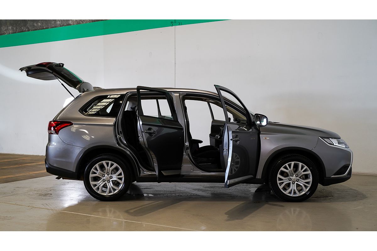 2021 Mitsubishi Outlander ES ZL
