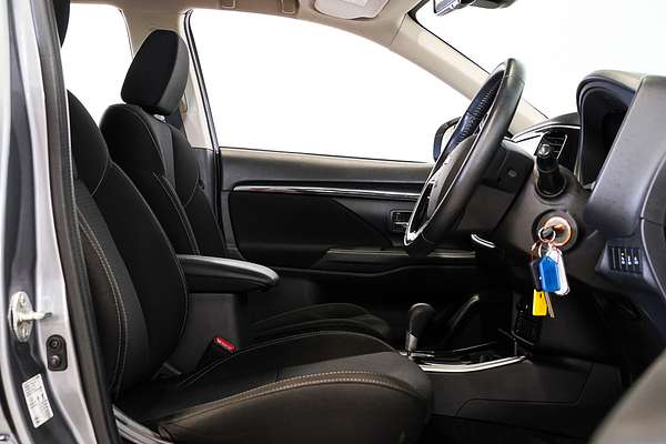 2021 Mitsubishi Outlander ES ZL