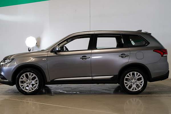 2021 Mitsubishi Outlander ES ZL