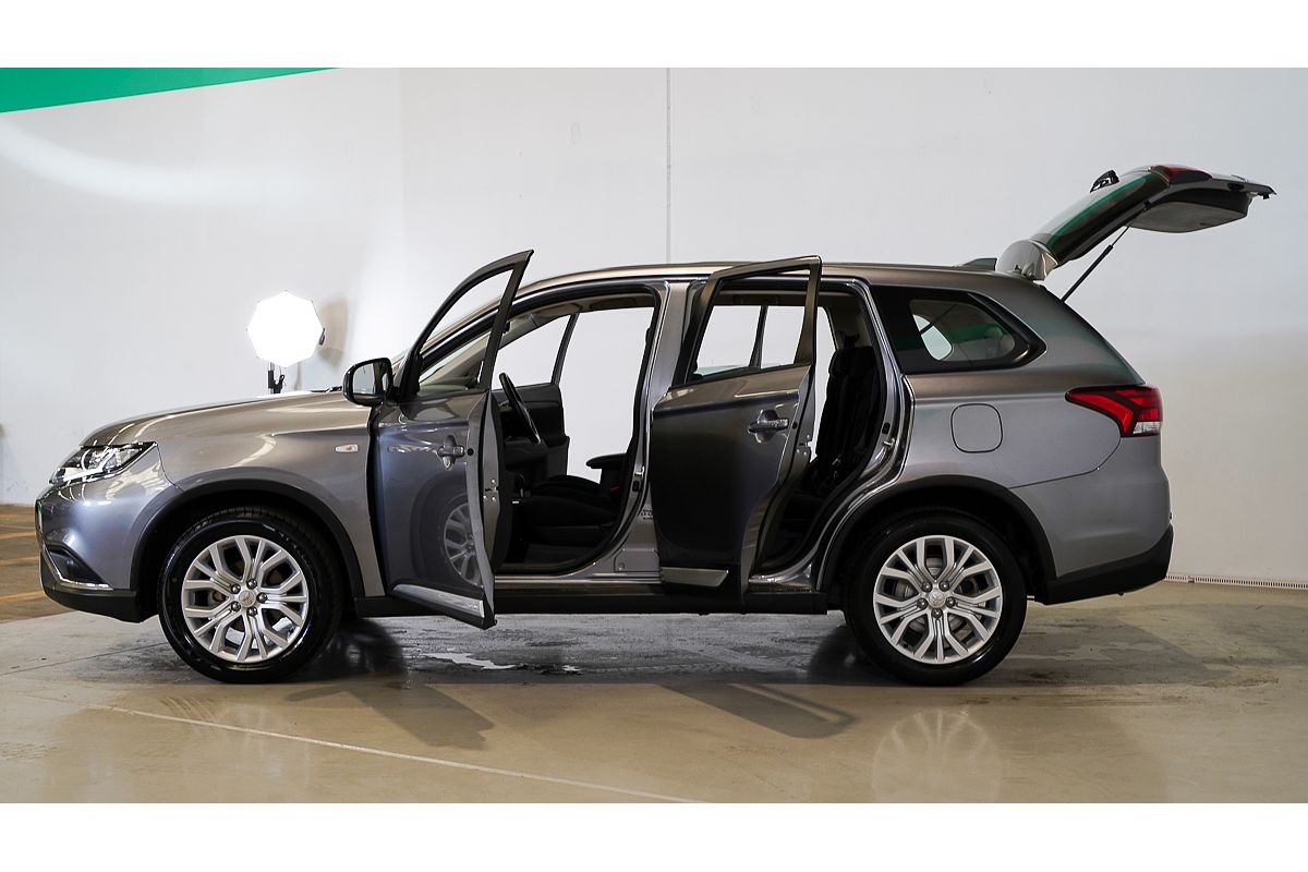 2021 Mitsubishi Outlander ES ZL
