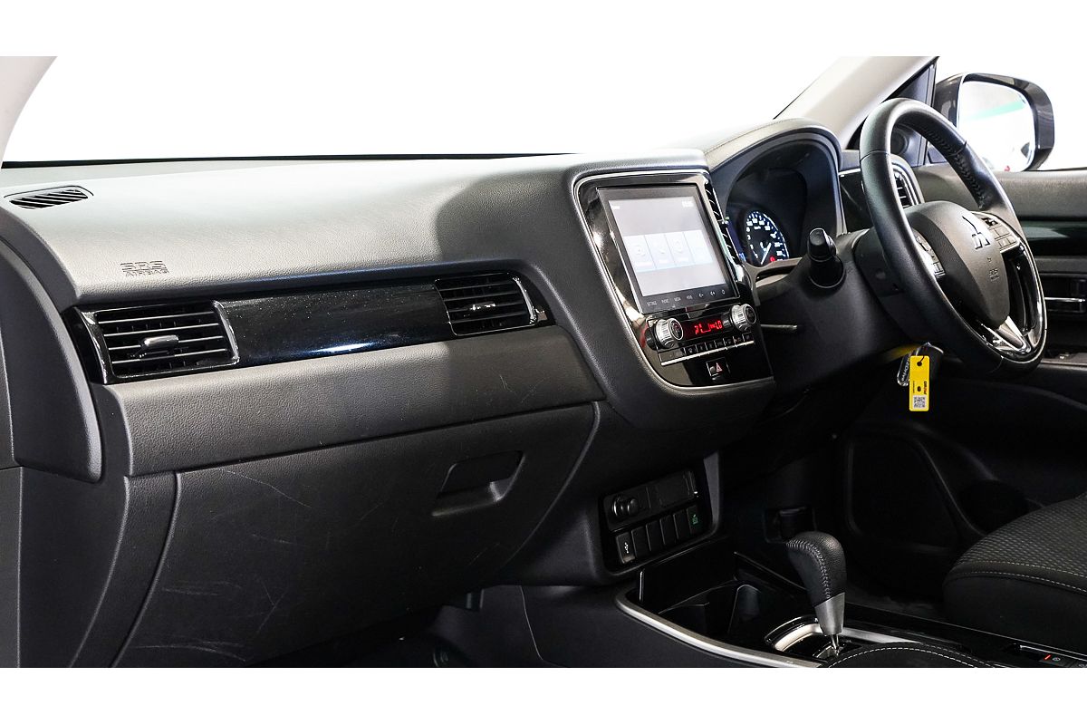 2021 Mitsubishi Outlander ES ZL