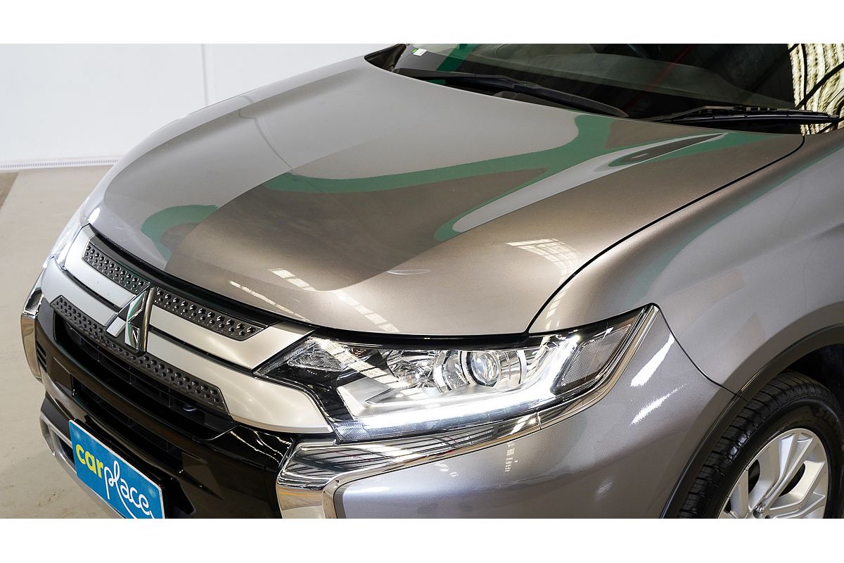 2021 Mitsubishi Outlander ES ZL
