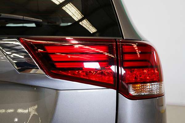2021 Mitsubishi Outlander ES ZL
