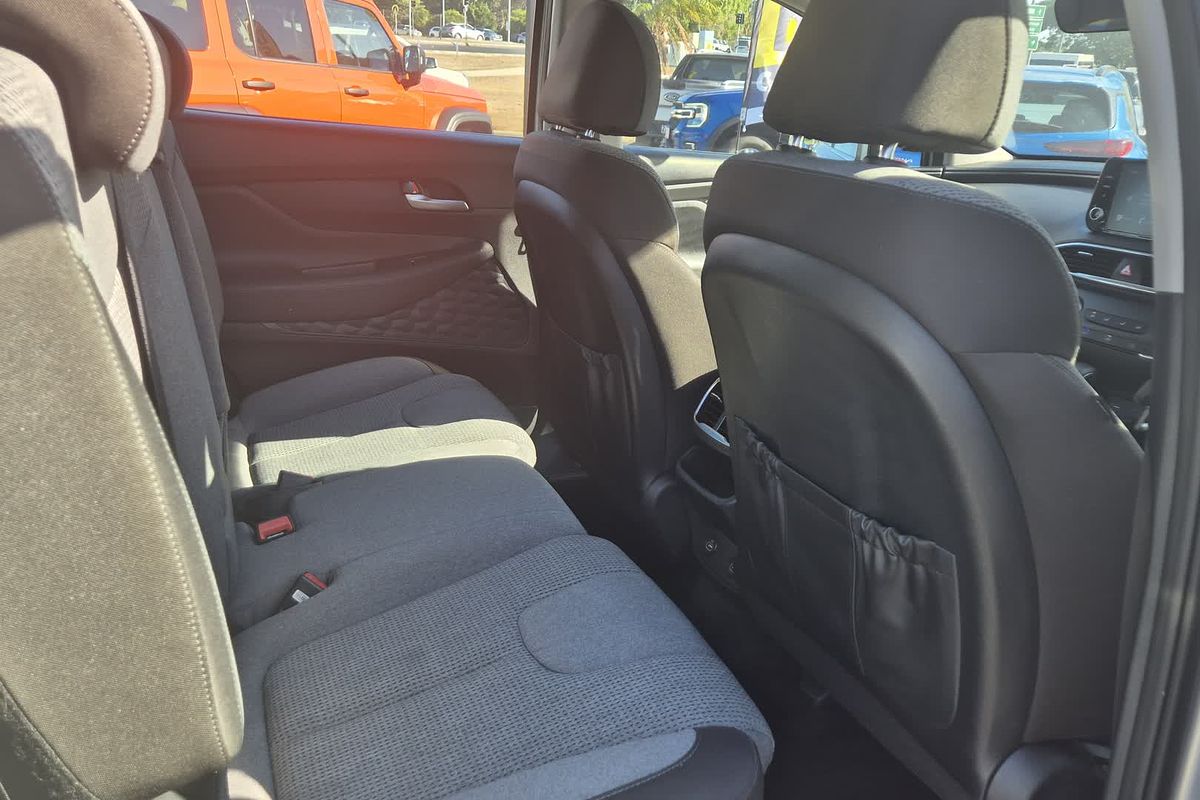 2022 Hyundai Santa Fe  TM.V4