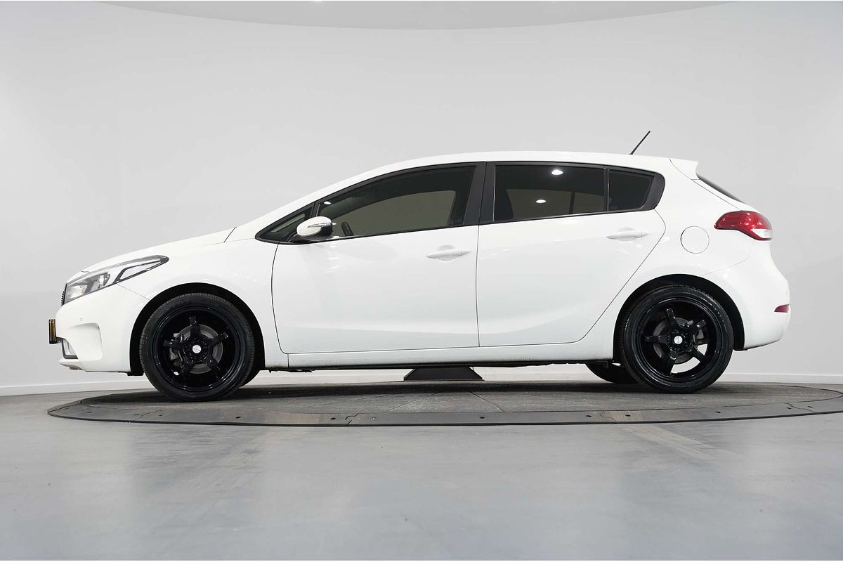 2017 Kia Cerato S YD