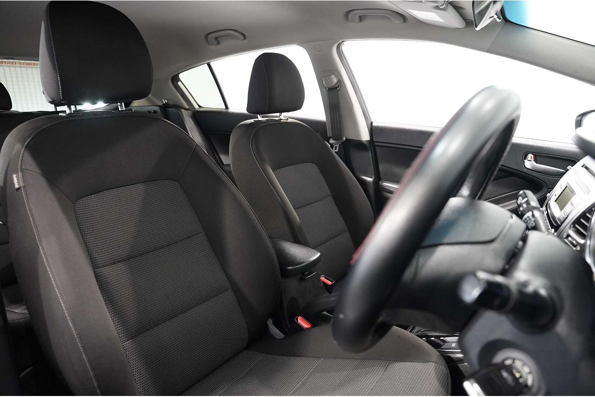 2017 Kia Cerato S YD