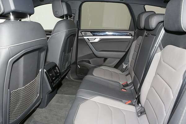 2020 Volkswagen Touareg 190TDI Premium CR