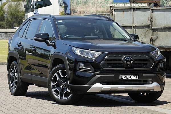 2021 Toyota RAV4 Edge AXAA54R