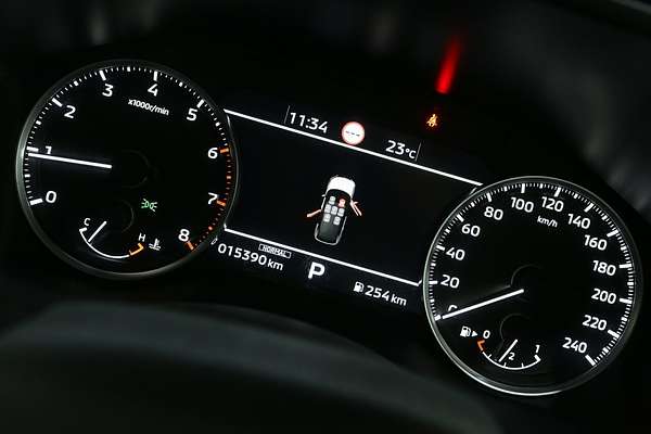 2024 Mitsubishi Outlander LS ZM