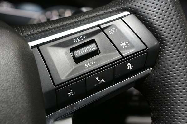 2024 Mitsubishi Outlander LS ZM