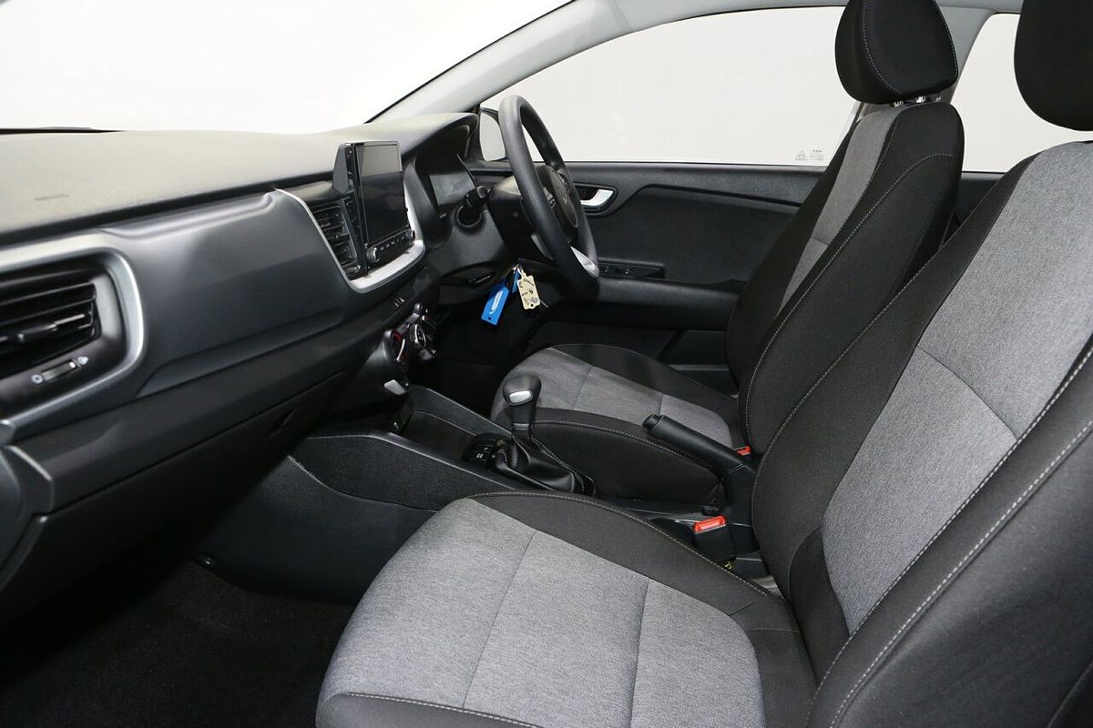 2024 Kia Stonic S YB