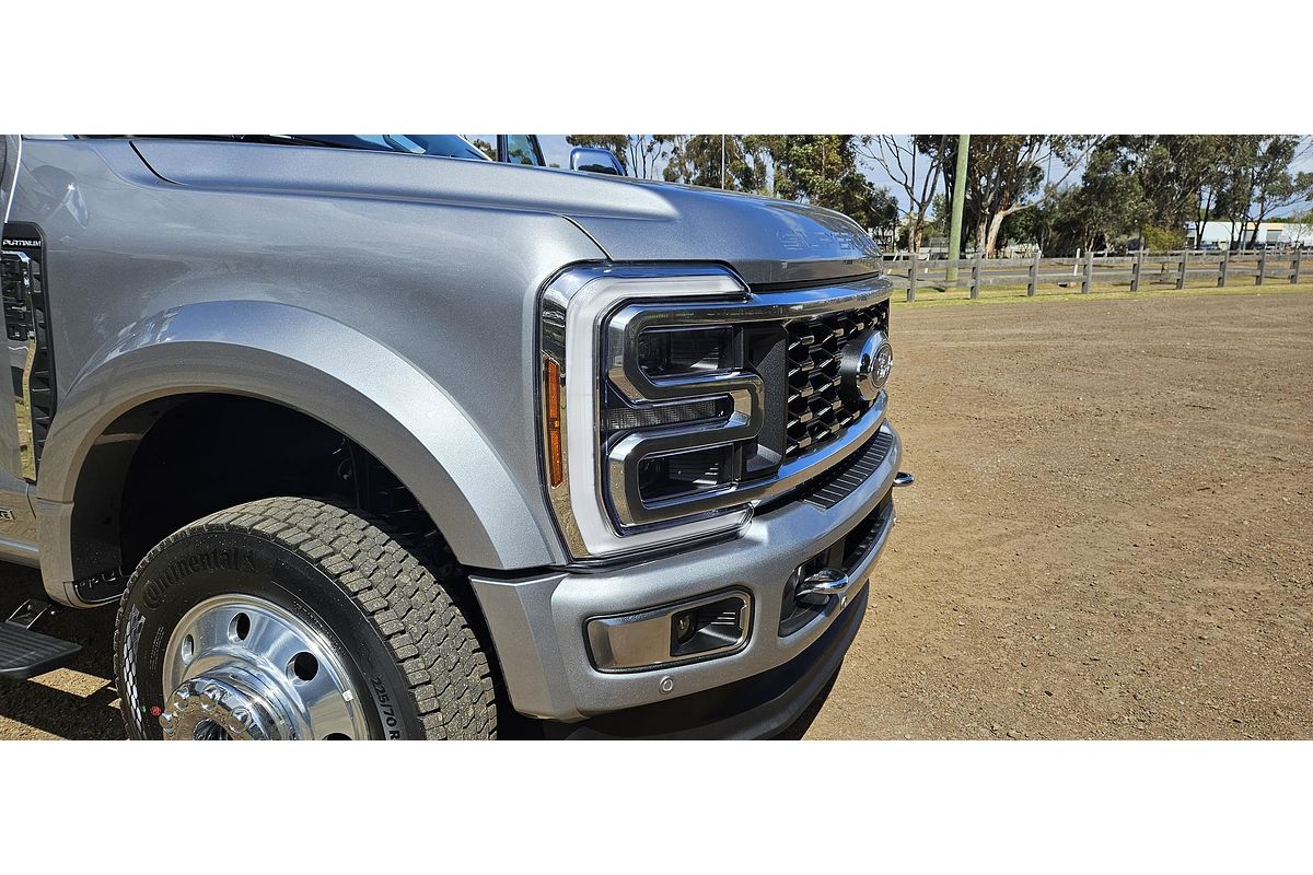 2025 Ford F450 Platinum 4X4