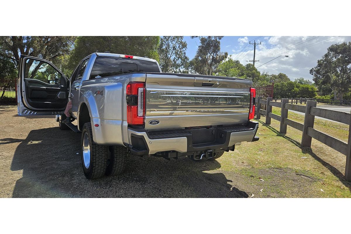 2025 Ford F450 Platinum 4X4