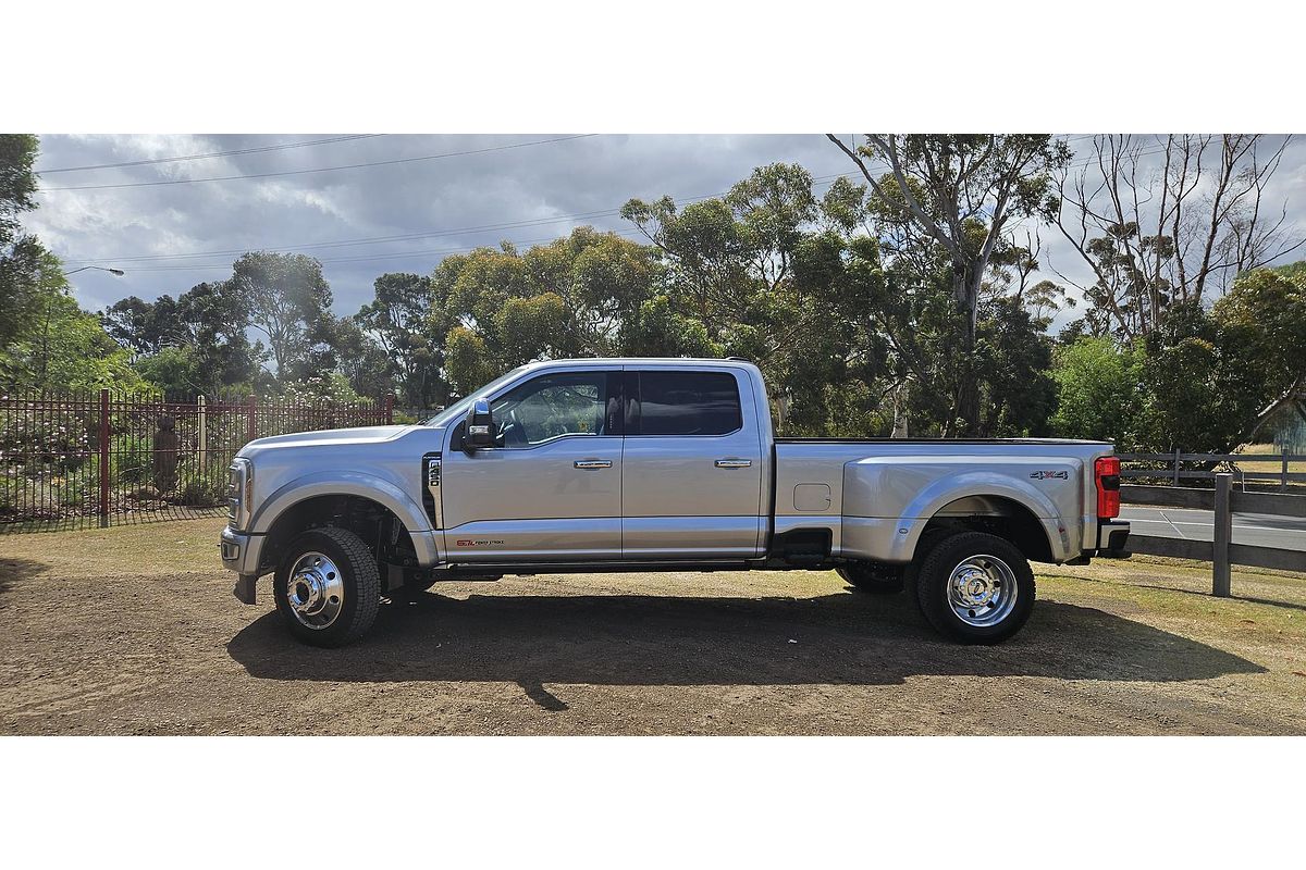 2025 Ford F450 Platinum 4X4