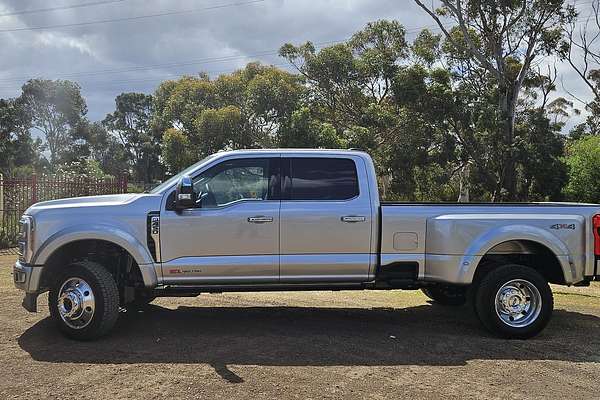 2025 Ford F450 Platinum 4X4