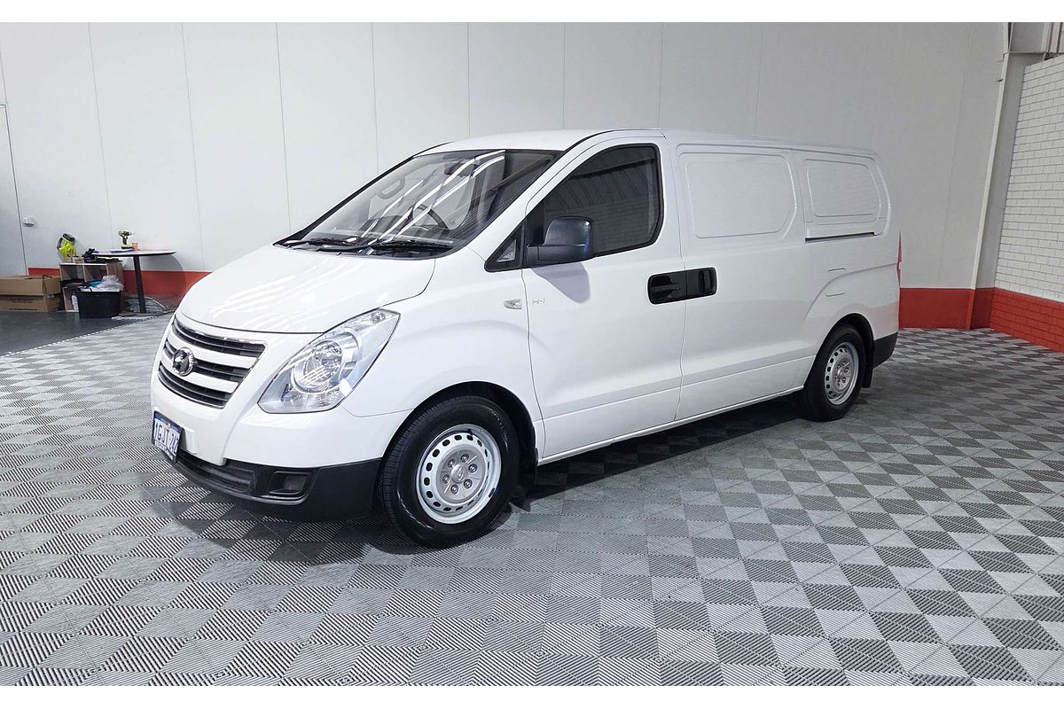 2016 Hyundai iLoad TQ3-V Series II