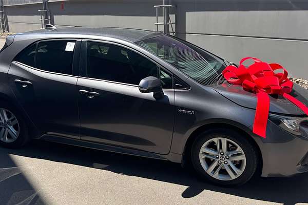 2022 Toyota Corolla Ascent Sport Hybrid ZWE211R