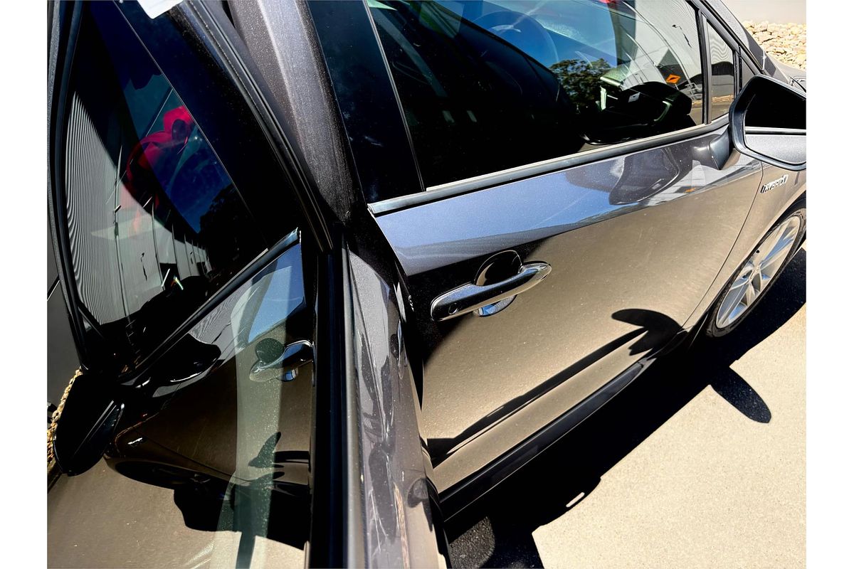 2022 Toyota Corolla Ascent Sport Hybrid ZWE211R