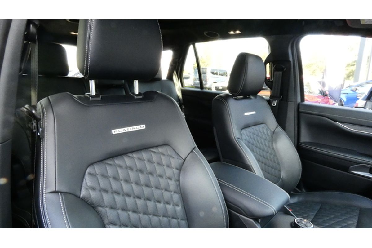 2025 Ford Everest Platinum 3.0L