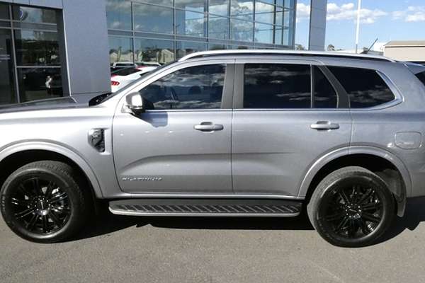 2025 Ford Everest Platinum 3.0L