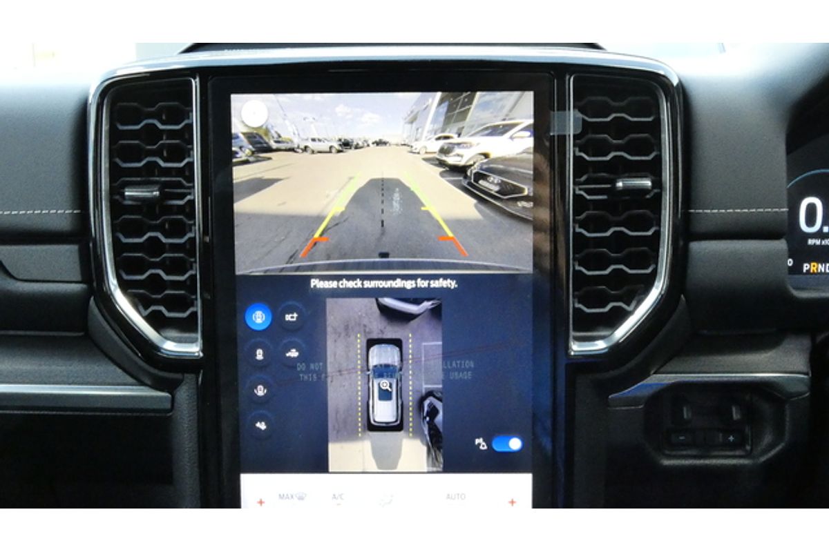 2025 Ford Everest Platinum 3.0L