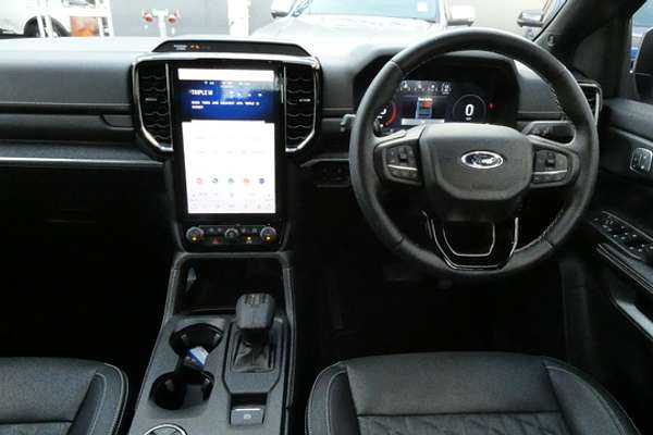 2025 Ford Everest Platinum 3.0L