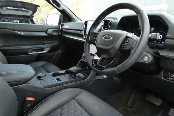 2025 Ford Everest Platinum 3.0L