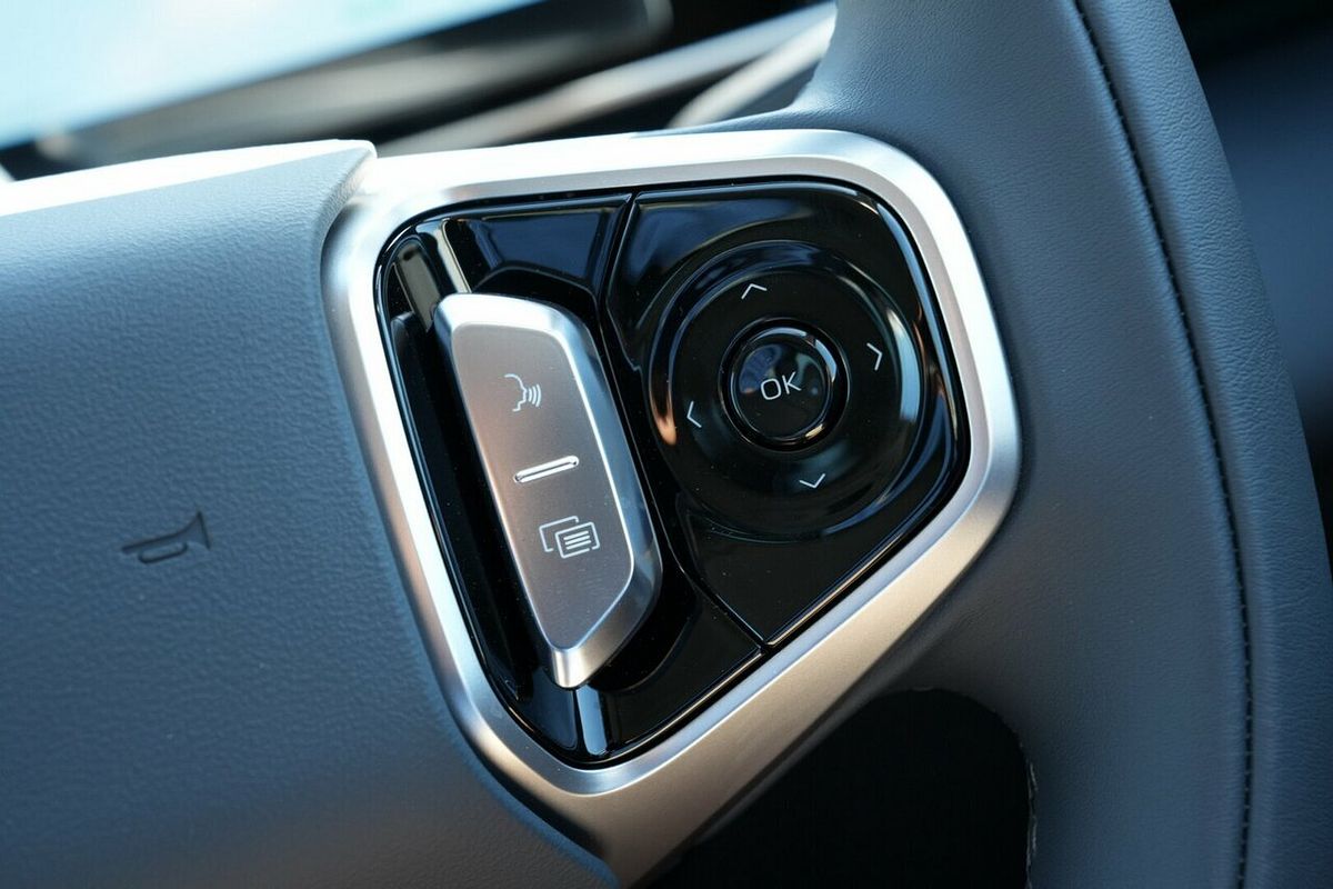 2025 Geely EX5 Inspire E245