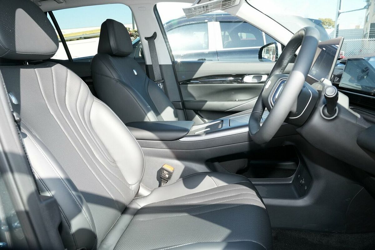 2025 Geely Starray EM-i Inspire P145