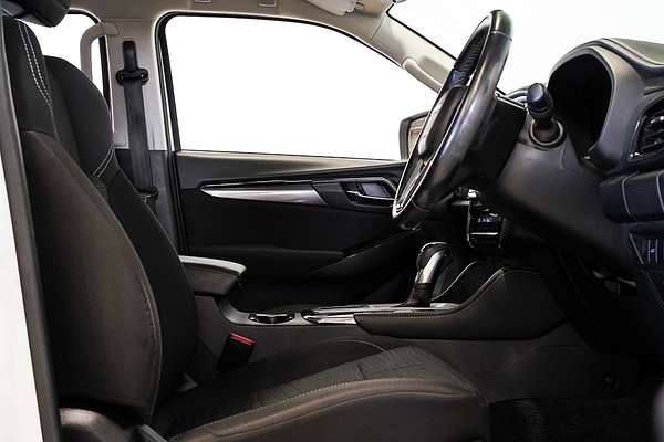2021 Isuzu MU-X LS-U