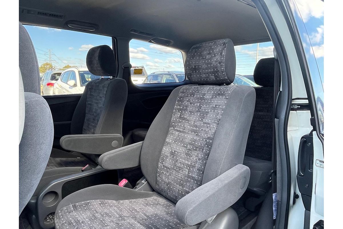 2004 Toyota Estima Aeras ACR30