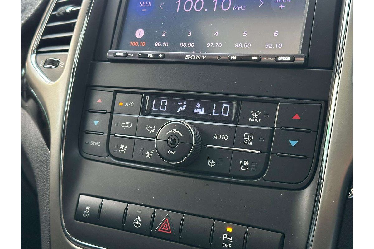 2012 Jeep Grand Cherokee Overland WK