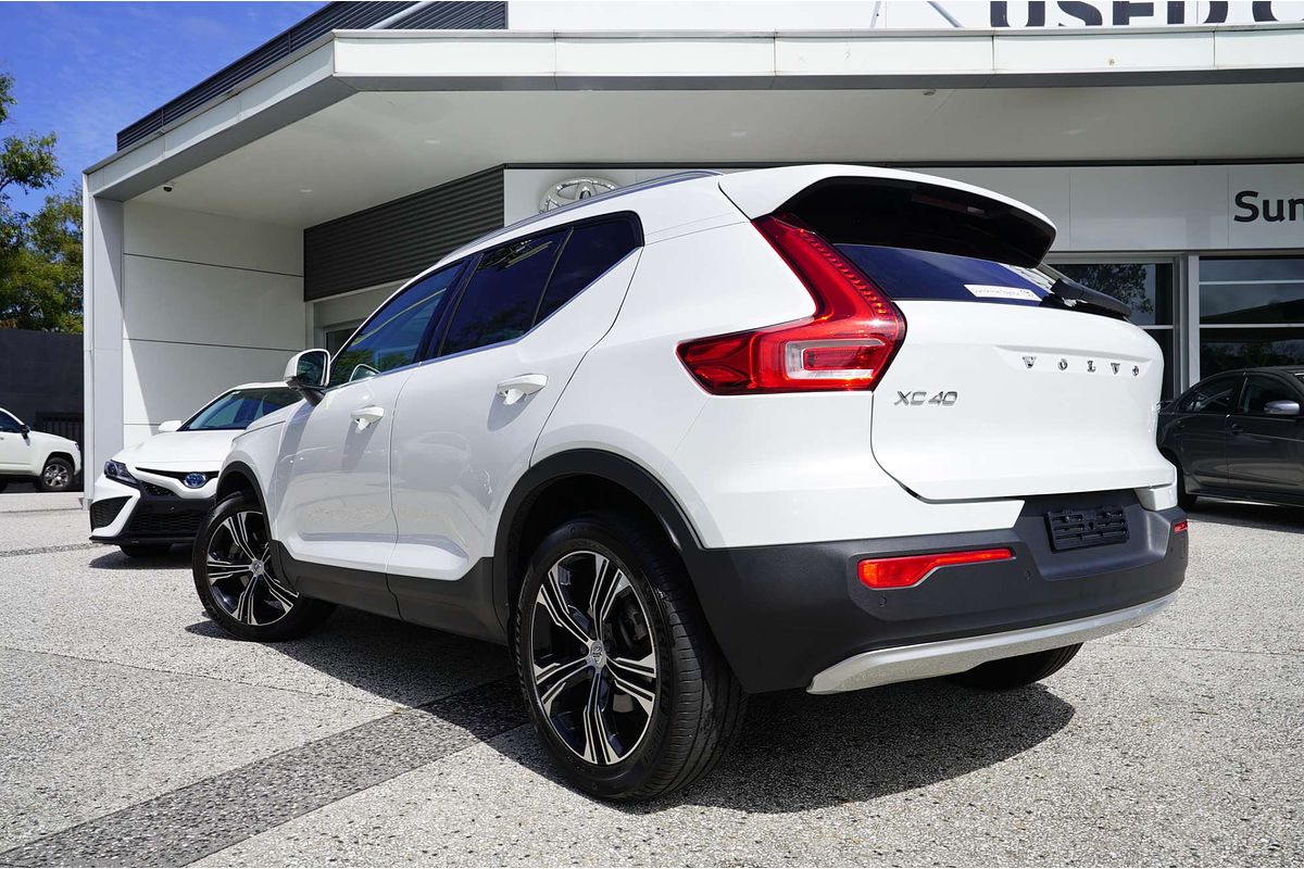 2022 Volvo XC40 XC40 T4 INSCRIPTION (AWD) 536AK830