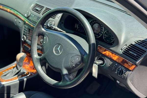 2005 Mercedes-Benz E-Class E350 Elegance W211